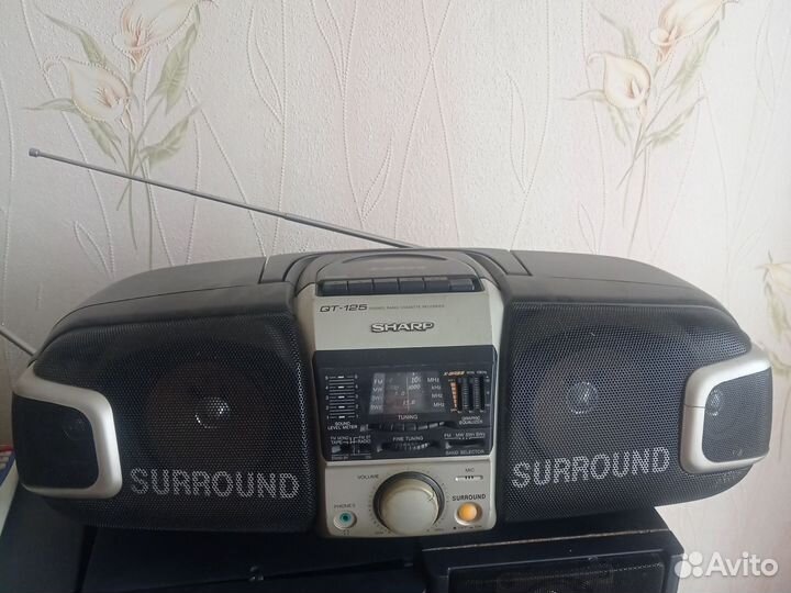 Кассетный магнитофон sharp