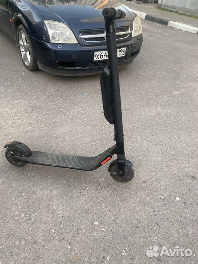 Электросамокат ninebot kickscooter es1
