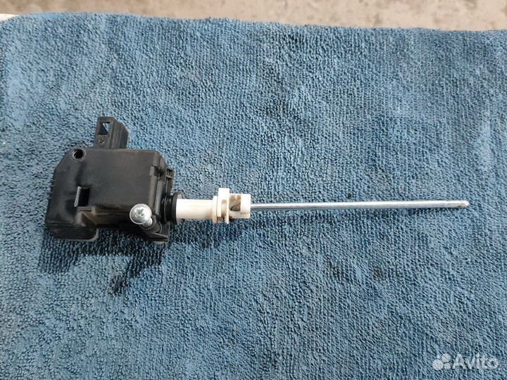 Skoda octavia a5 замок бензобака