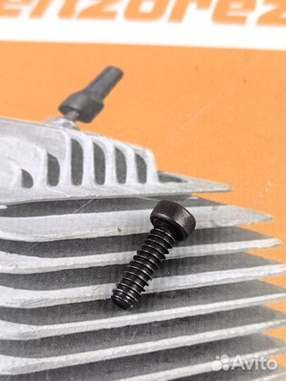 Винт Husqvarna k760 CnB