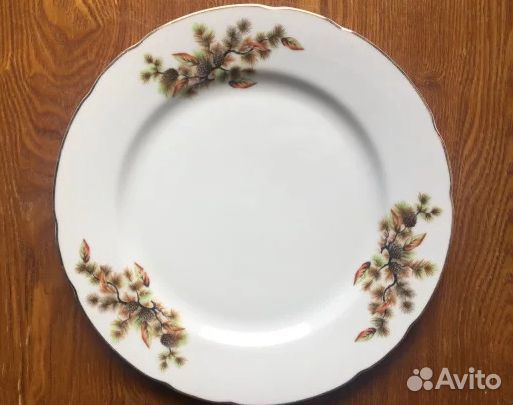 Тарелки фарфоровые (Япония) 3 рисунка