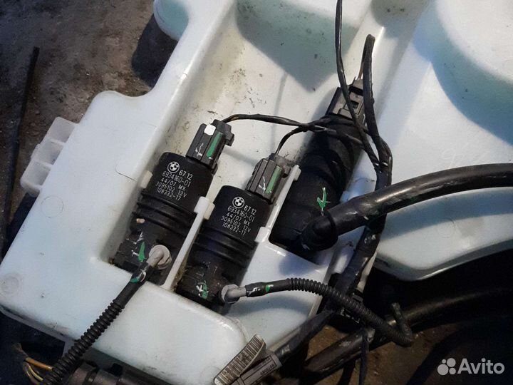 Моторчик омывателя бмв BMW X5 E70 X6 E71 оригинал