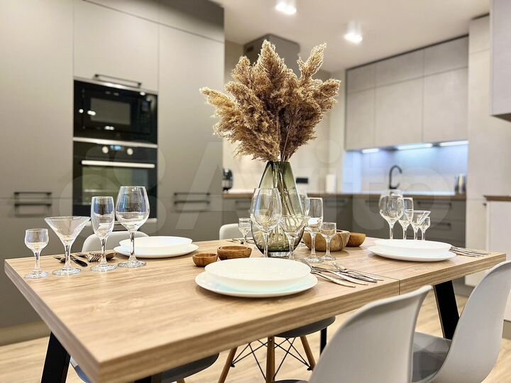 2-к. квартира, 70 м², 17/25 эт.