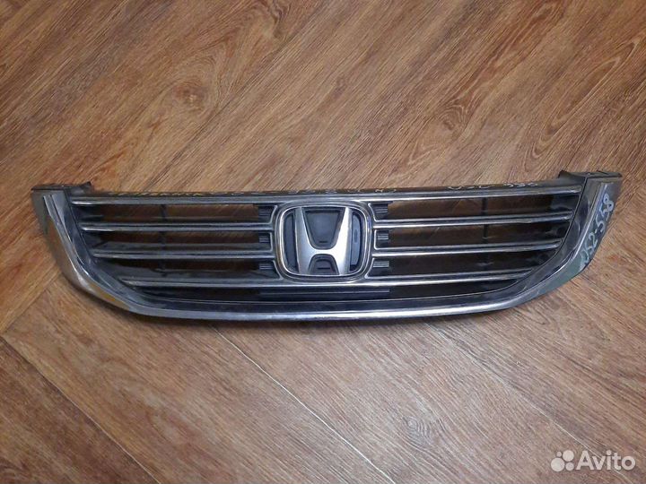 Решетка радиатора на Honda Odyssey RA9
