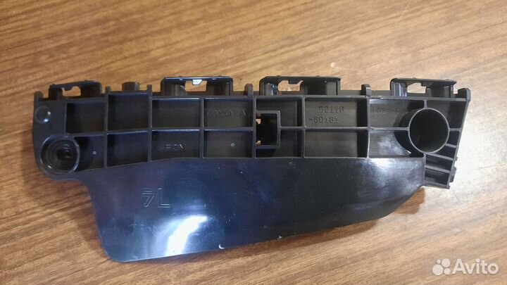 Кронштейн крепления бампера Land cruiser 200