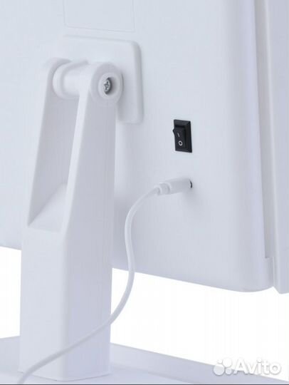 Зеркало косметическое с подсветкой