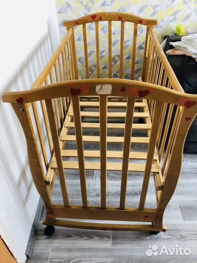 Детская кроватка