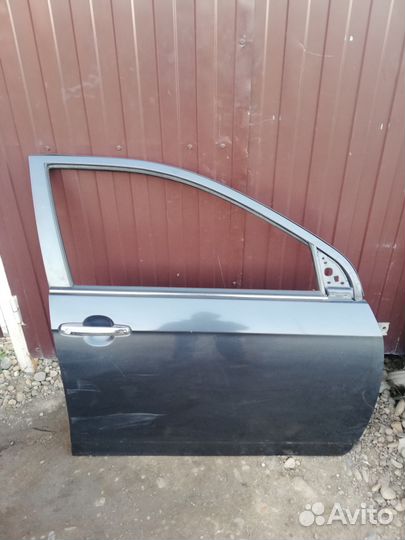 Передняя правая дверь на Лифан Солано