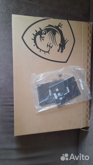 MSI Katana GF76 12UC-265XRU