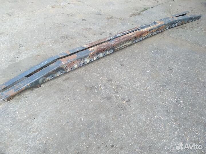 Уголок крепления ссу правый 81427023400 MAN, F 200