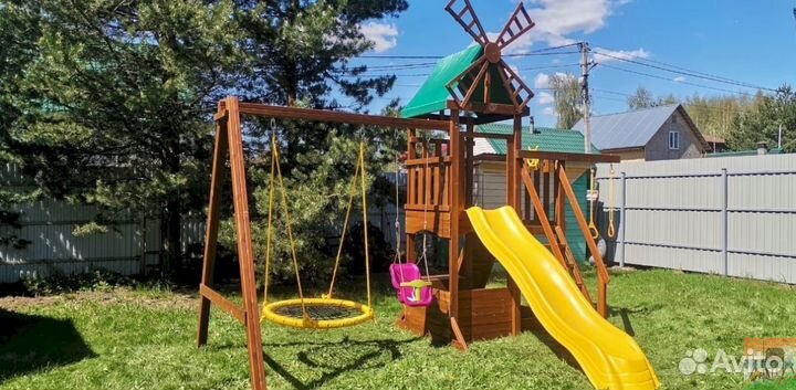 Детская спортивная площадка уличная