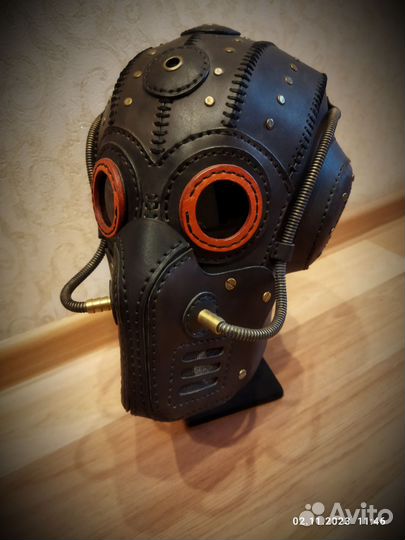 Маска в стиле киберпанк