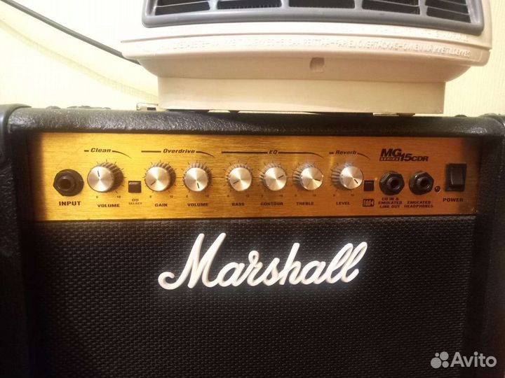 Гитарный комбоусилитель marshall
