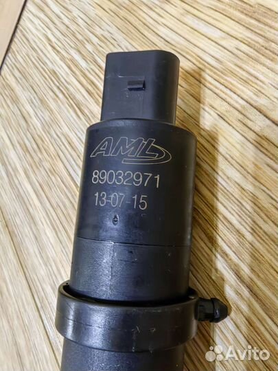 Насос омывателя фар Jeep Grand Cherokee WK2