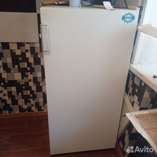 Холодильник б/у