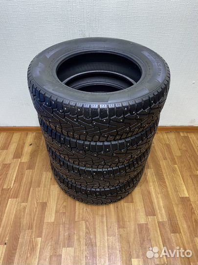 Pirelli Ice Zero 225/65 R17