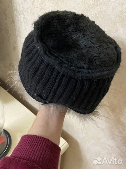 Шапка из чернобурки женская