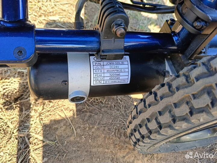 Инвалидная коляска с электроприводом