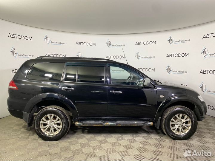 Mitsubishi Pajero Sport 2.5 AT, 2015, 275 257 км