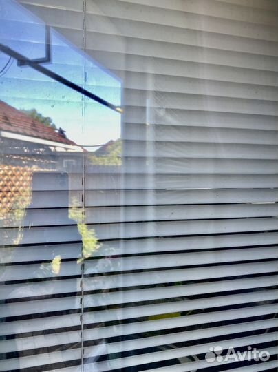 Жалюзи металличнские горизонтальные