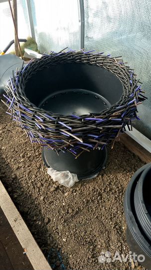 Кашпо для цветов напольное