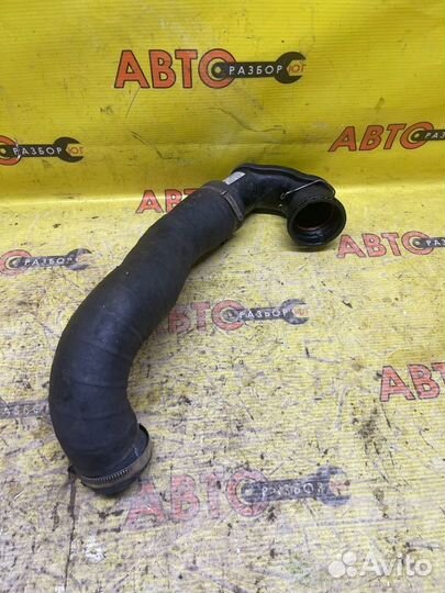 Патрубок интеркулера Opel Astra J A16LET 2013