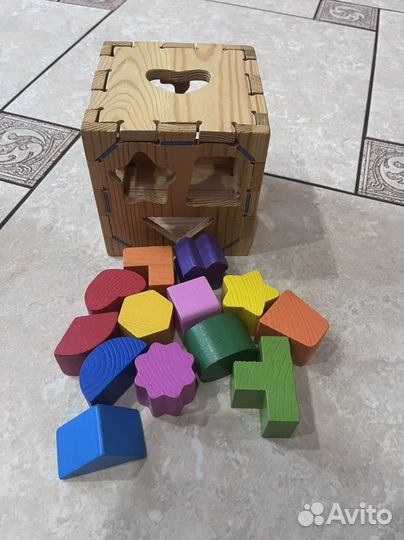 Развивающая деревянная игрушка Кубик