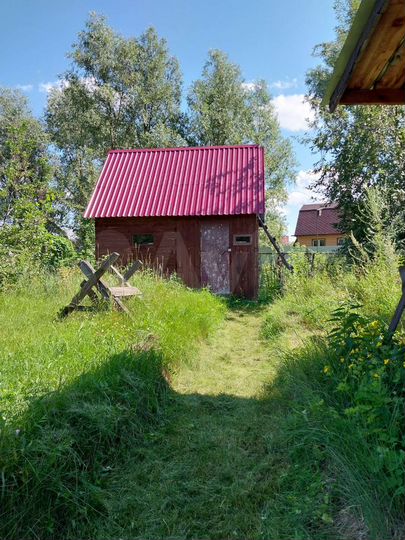 Дом 24 м² на участке 5,7 сот.