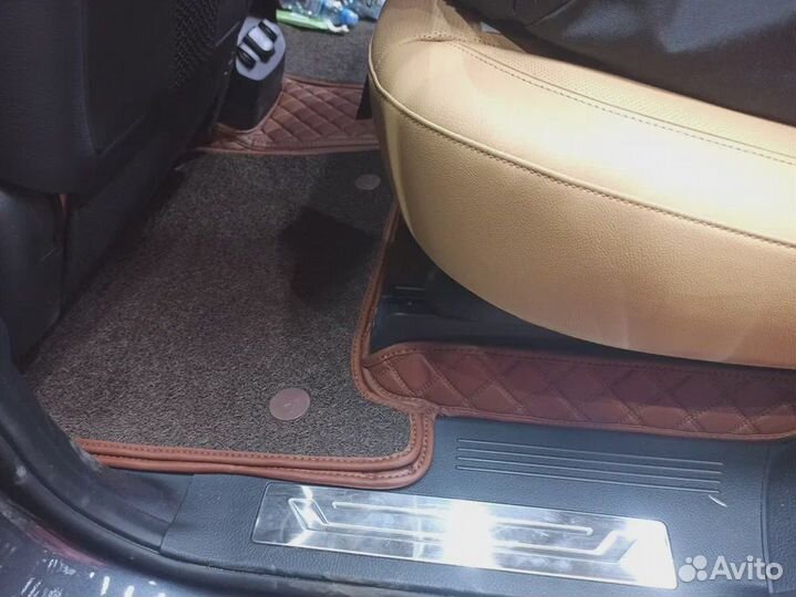 Автомобильные коврики из экокожи
