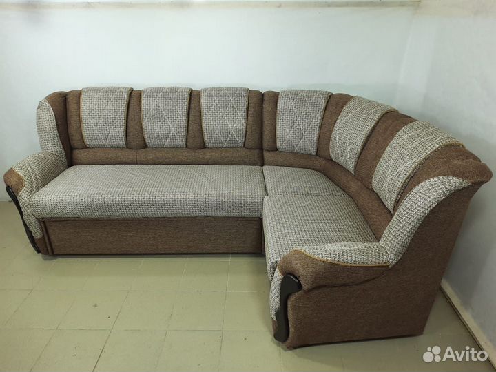 Угловой диван