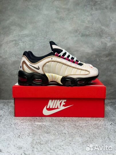 Кроссовки Nike air max tailwind 4