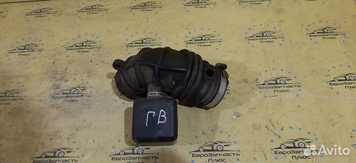 Патрубок воздушного фильтра Suzuki Grand Vitara