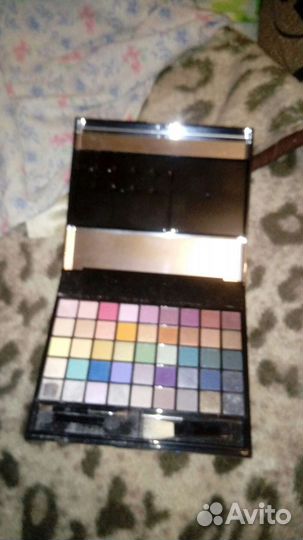 Палитра теней