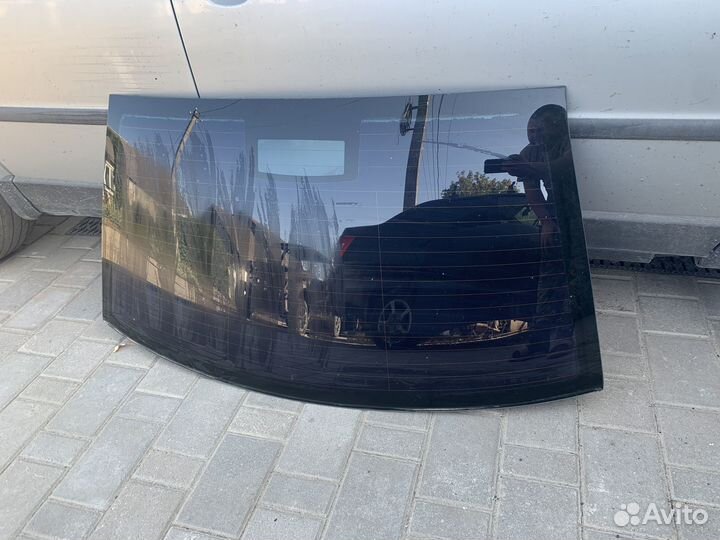 Стекло заднее Фольксваген Венто