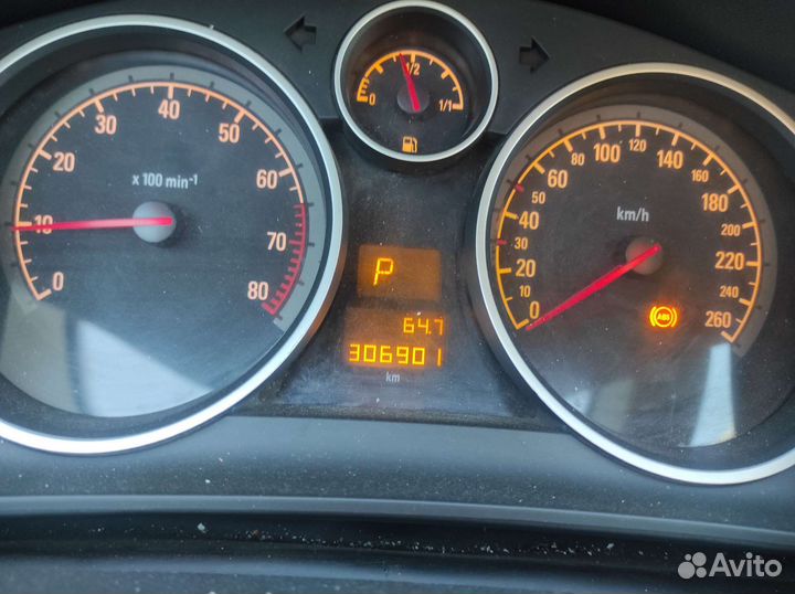 Opel Astra 1.8 AT, 2013, 307 000 км