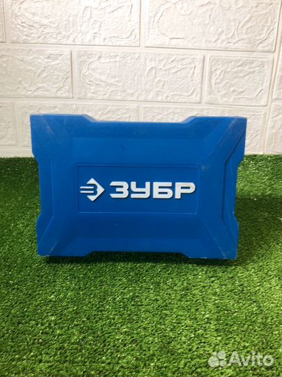 Аккумуляторная отвертка 4 Vmax Зубр PSD-4