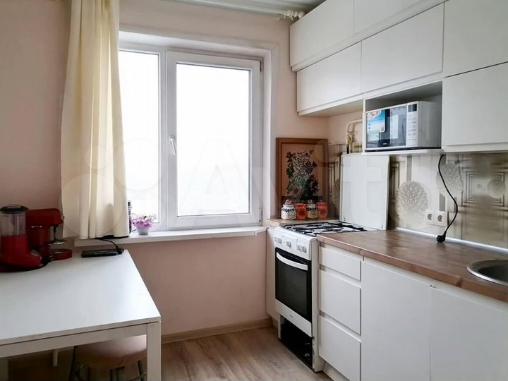 3-к. квартира, 57 м², 3/5 эт.