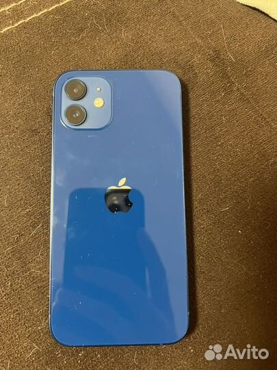 Телефон iPhone12