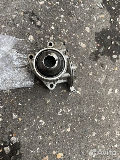 Масляный насос на volkswagen polo IV 9n3