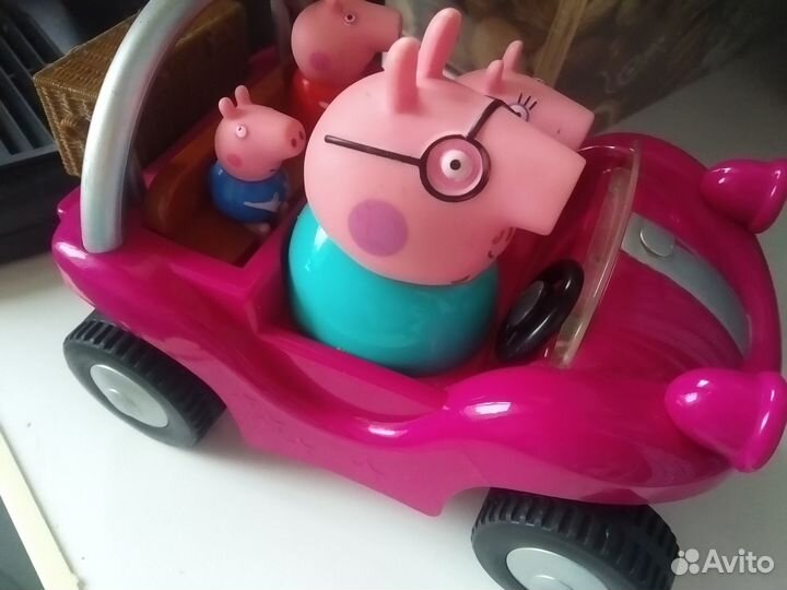 Машинка со свинкой Пеппой