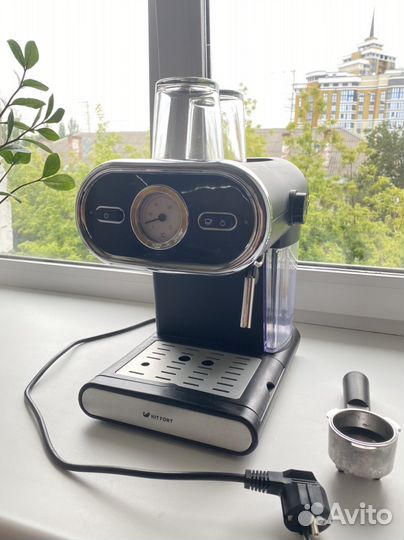 Кофемашина Kitfort
