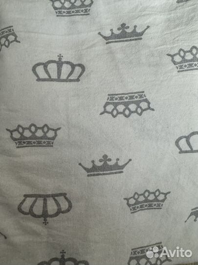 Простынь на резинке в детскую кроватку