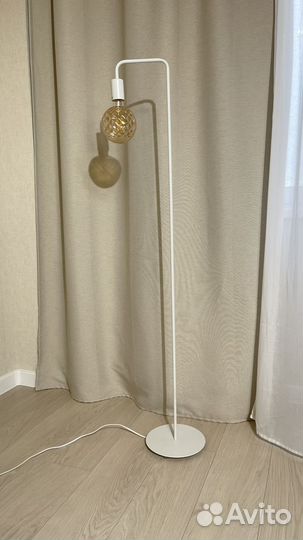 Торшер напольный
