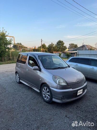 Toyota Funcargo 1.3 AT, 2002, 300 000 км