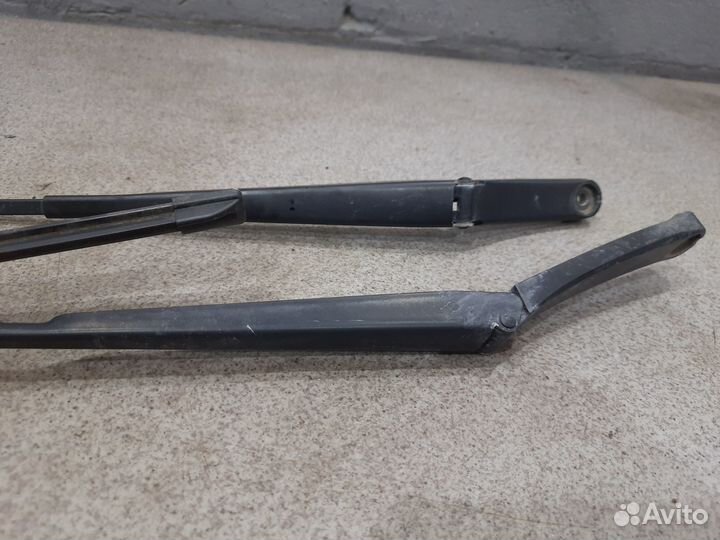 Поводки дворников для Skoda Octavia A7