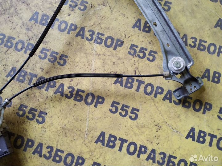 Renault Fluence Стеклоподъемник электр. задний R