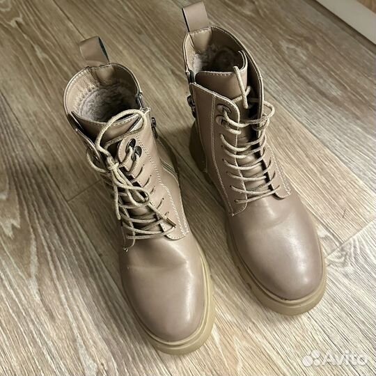 Ботинки женские демисезонные 39 размер