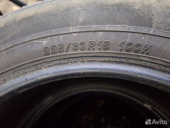 Yokohama 104ZR 225/60 R18