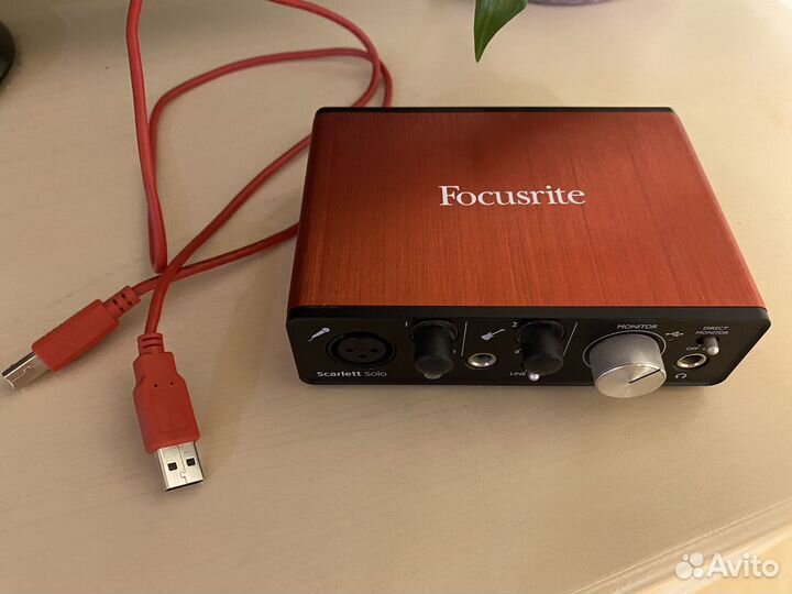 Звуковая карта focusrite scarlett solo