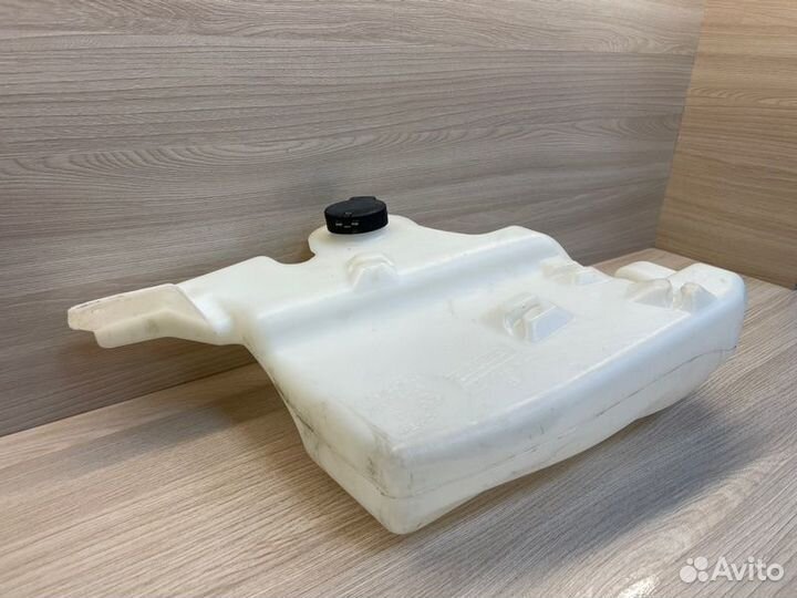 Бачок омывателя LADA X-Ray